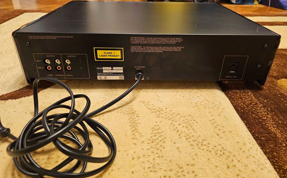 Revox B250-S si B226-S cu telecomanda (Amplificator + CD Player)