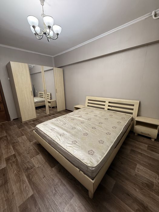 Спальный гарнитура шкаф и кровать