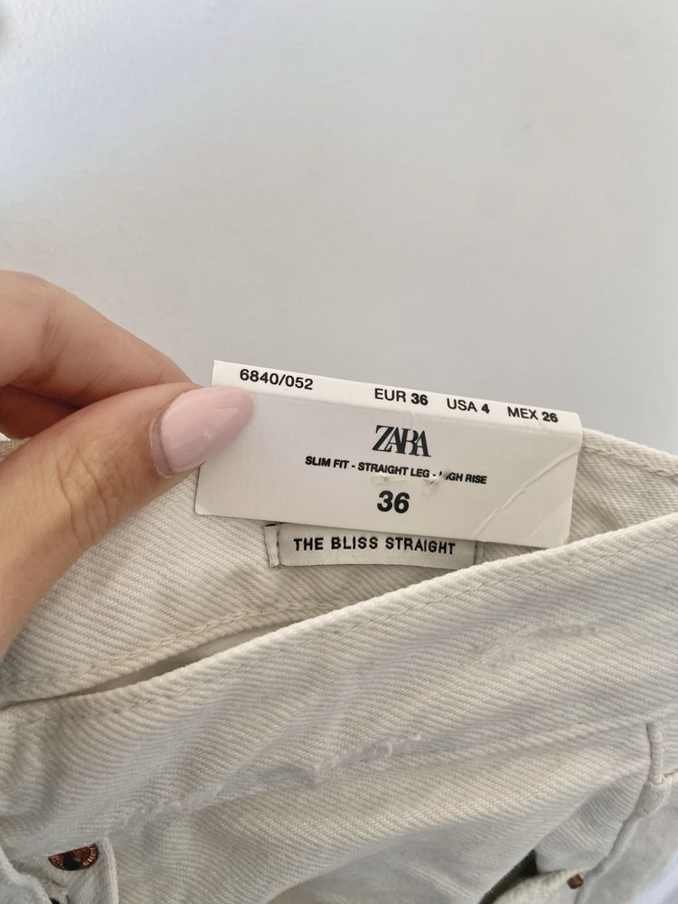 Нови с етикет дънки Zara The Bliss Straight