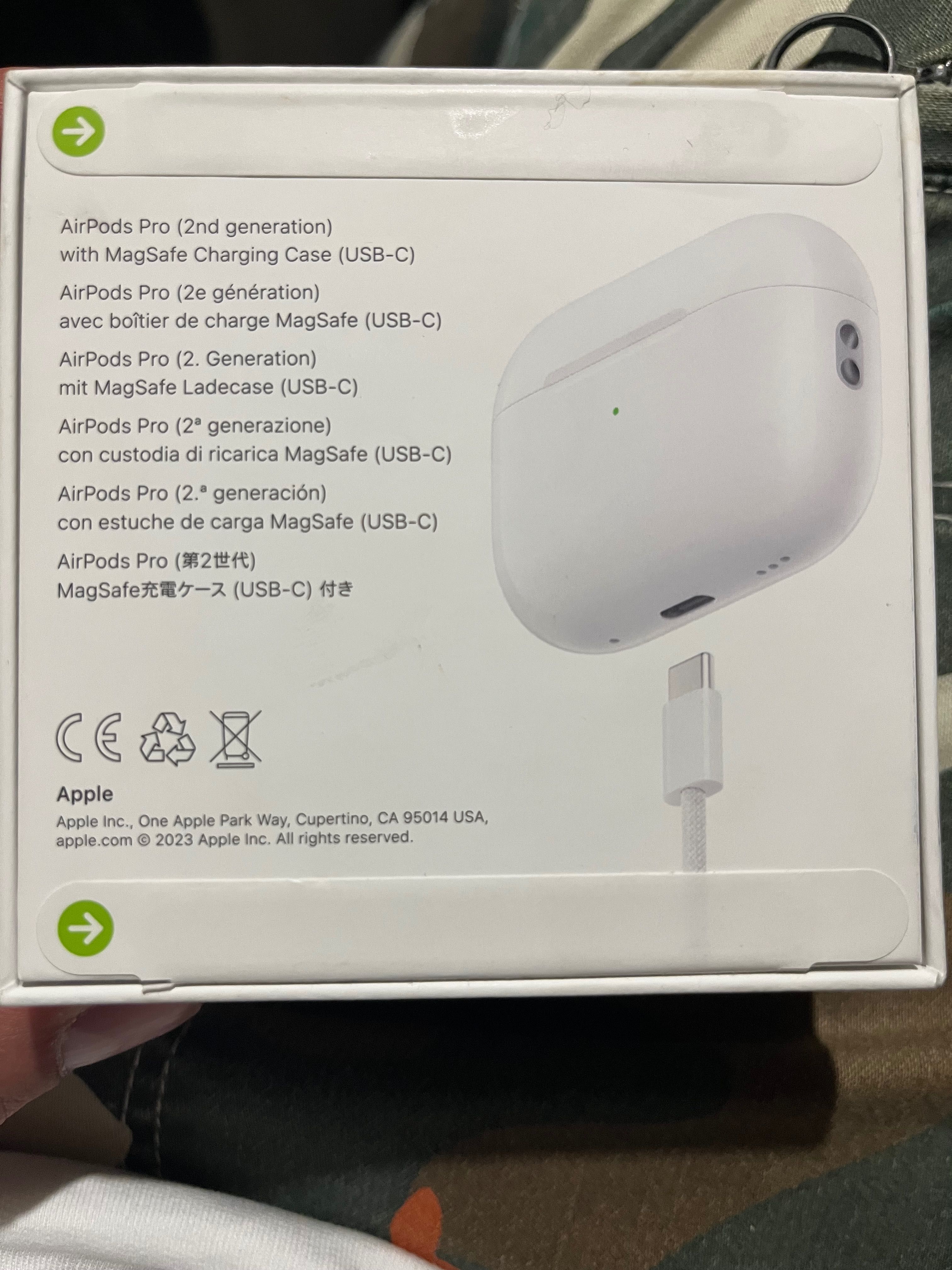 Слушалки AirPods Pro чисто нови