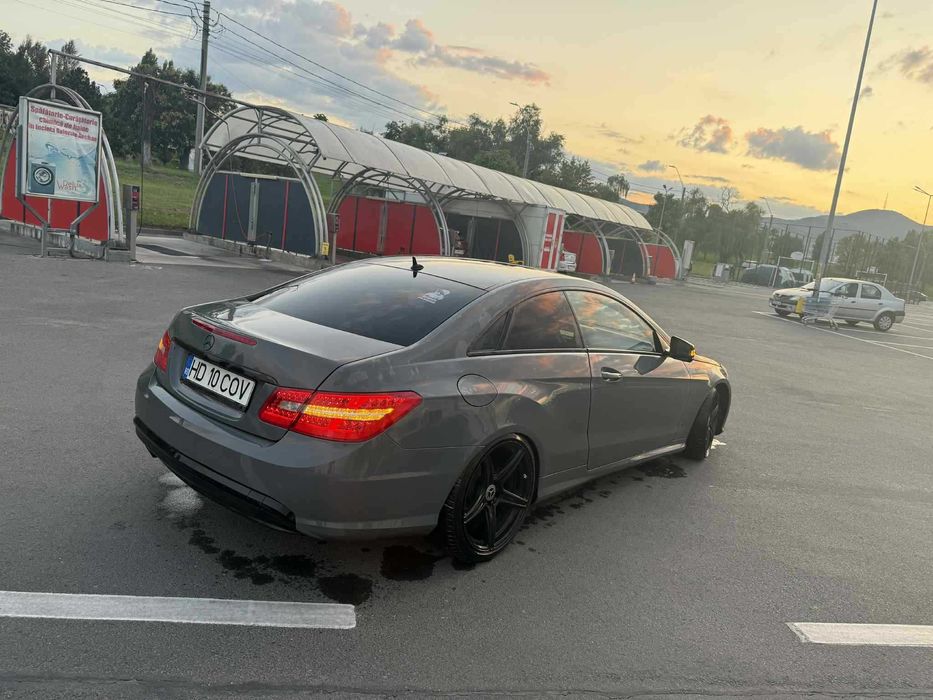 Mercedes E-Class C207 • 2.2 CDI 170 CP • 4 locuri