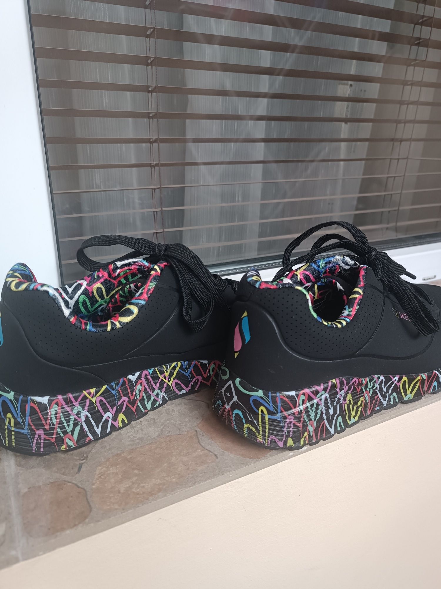 Маратонки Skechers
