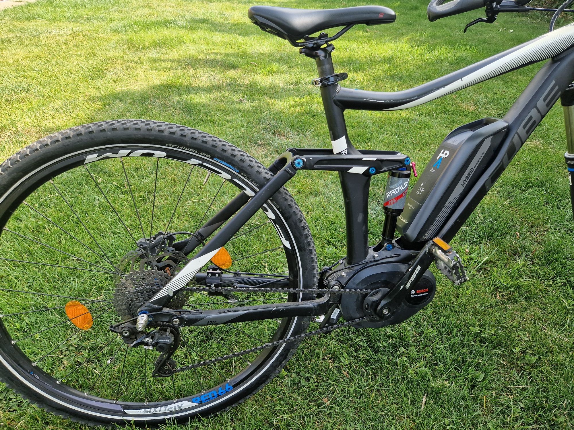 Bicicleta Electrica full suspension Cube Stereo 120 pro