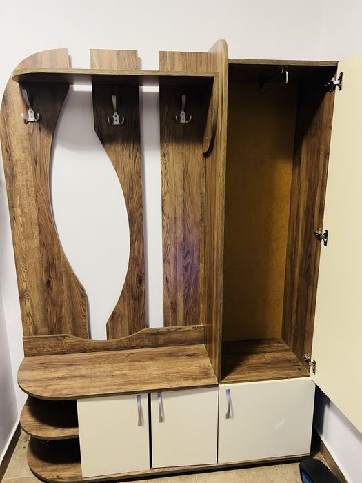 Mobilier hol cu pantofar si dulap