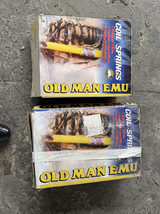 Пружини за повдигане Old Man Emu Nissan Patrol Y60/61