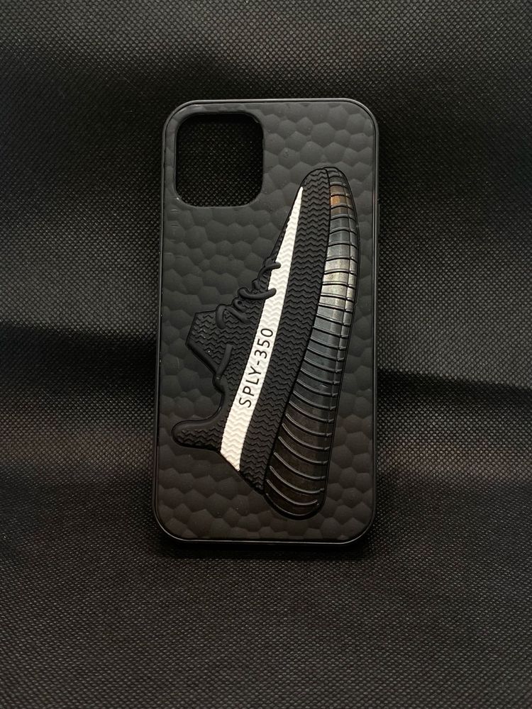 Huse Jordan Nike Yeezy Iphone 12 / 13 Pro / Pro Max