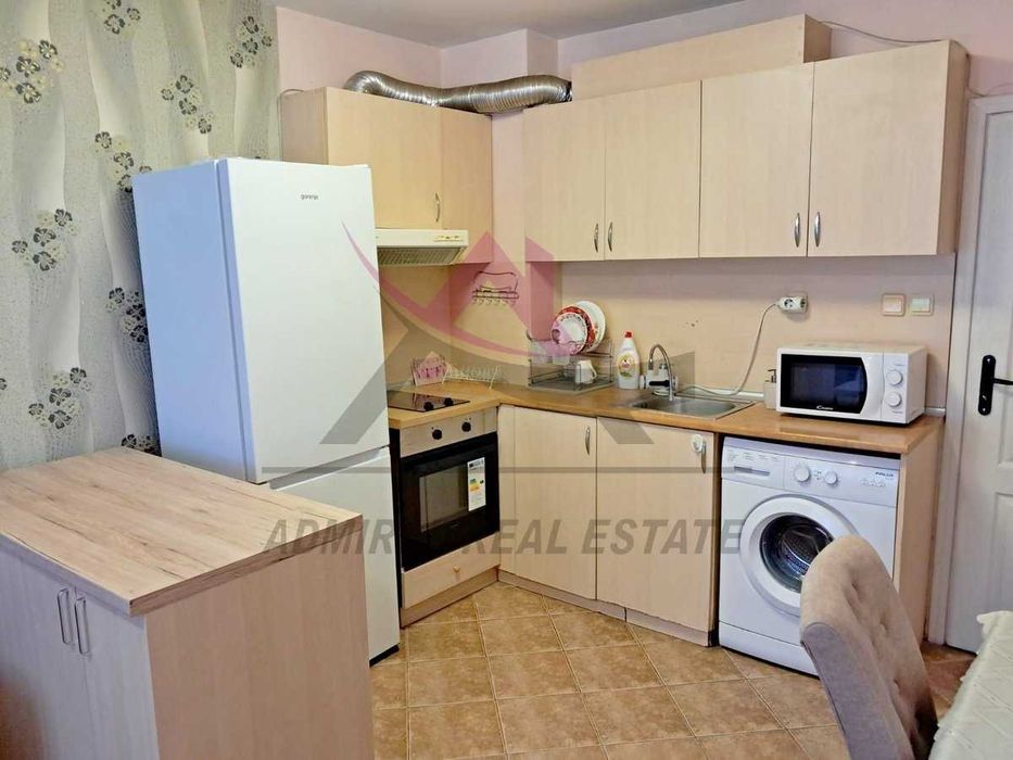 Дава се под наем Двустаен апартамент в Варна, ХЕИ - 65 кв.м за 365 € - Снимка #1
