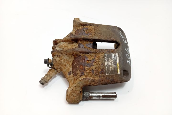 Etrier  stanga fata Peugeot 206  seria