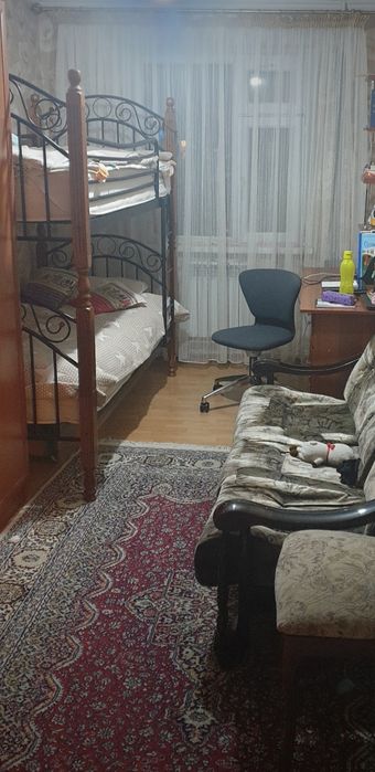 Двухъярусная кровать