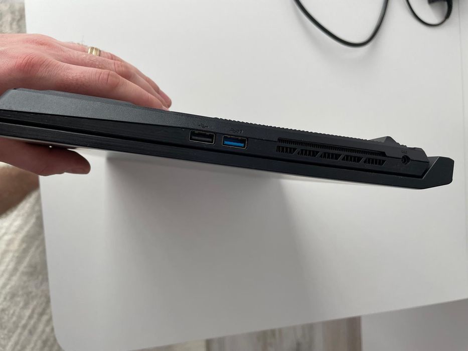 Laptop Gaming MSI Katana GF66