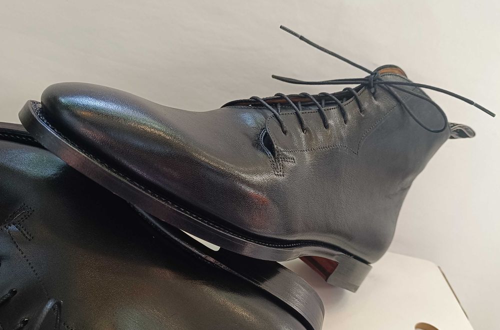 Ghete lace up de lux 43 44 43 R. M. Williams NOI lucrate manual piele