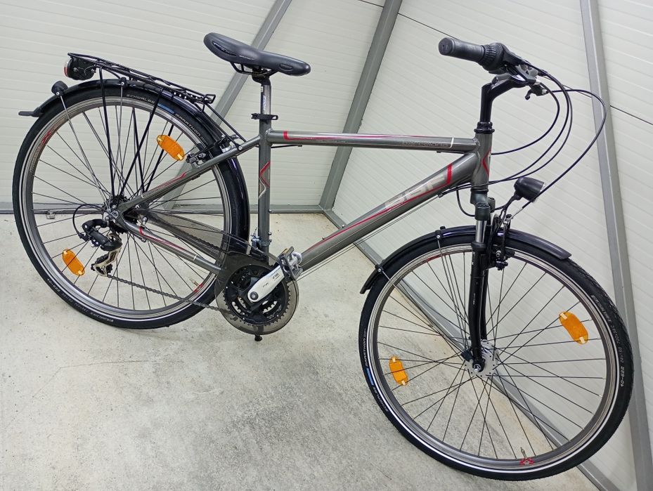 Vând bicicletă bărbați BBF,roți 28,cu 21 vit,stare f buna !