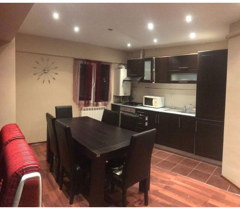 Apartament cu 3 camere