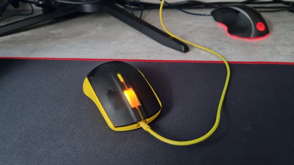 Steelseries Rival 100