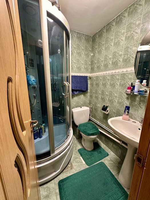 APARTAMENT 3 Camere 2 Bai Decomandat 2 Locuri de parcare