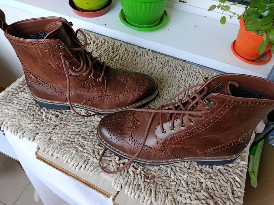 Чисто нови боти Clarks-бвз кутия