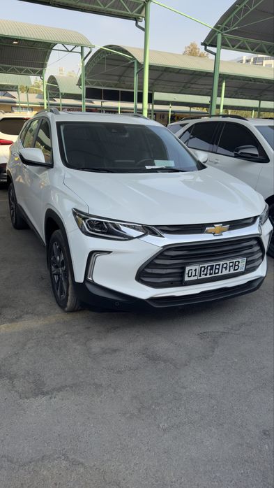 Tracker Premier sotiladi