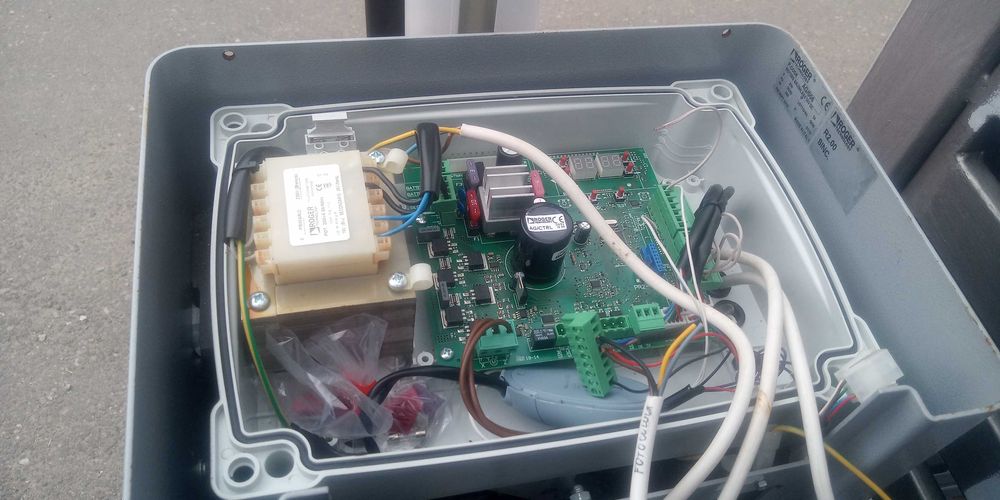 Reparatie porti automate