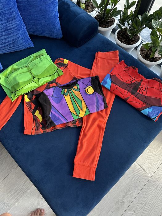 Яке Adidas, 6-7 годин , 128 см