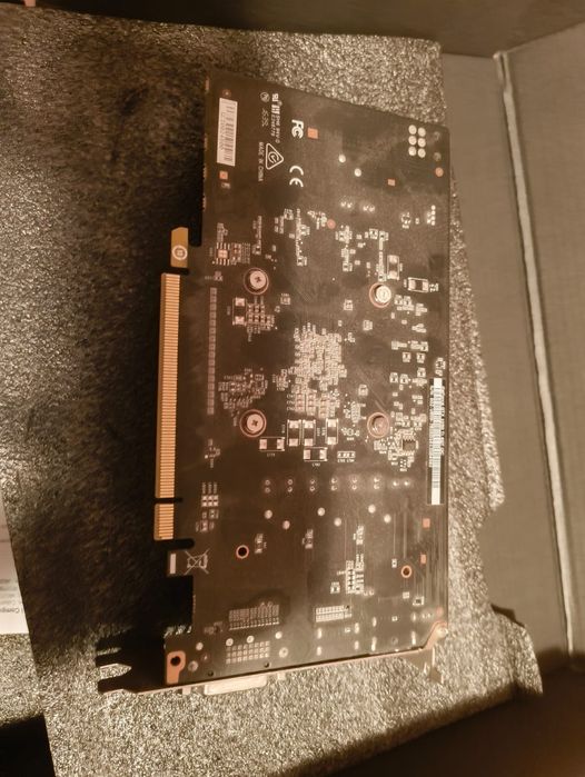 logitech g512 carbon, m2, sursa 550w, gtx 1050