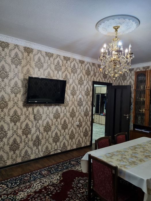 Beruniy metroga yaqin joyda joylashgan 4 xona