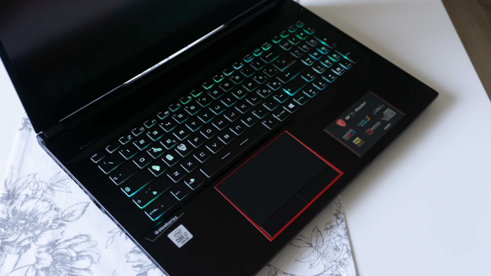 Laptop Gaming MSI Raider GE75 Intel I7 10gen RTX 2070 Super 300Hz 32GB