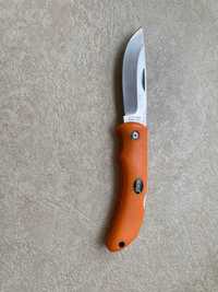 Сгъваем нож EKA Swede 10 - наличен е с черната дръжка.