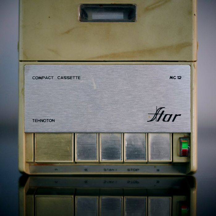 Casetofon portabil românesc Star, făcut la Tehnoton