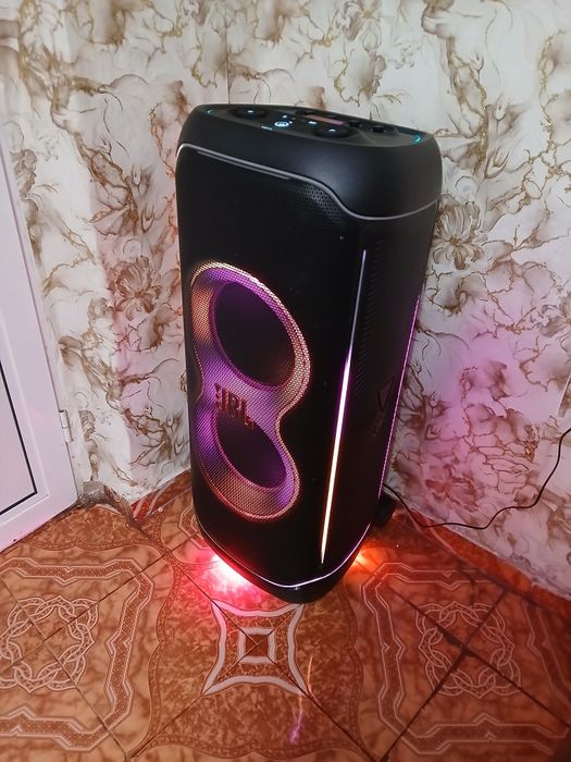 JBL partybox ultimate