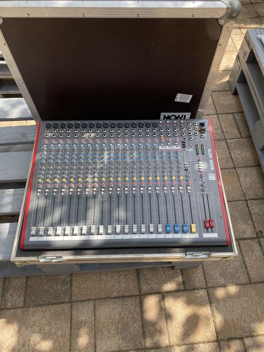 Allen&Heath zed 22 fx