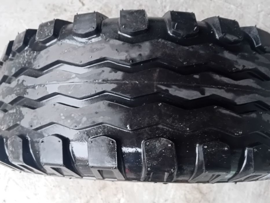 Se vinde cauziuc remorcă basculabilă/mig