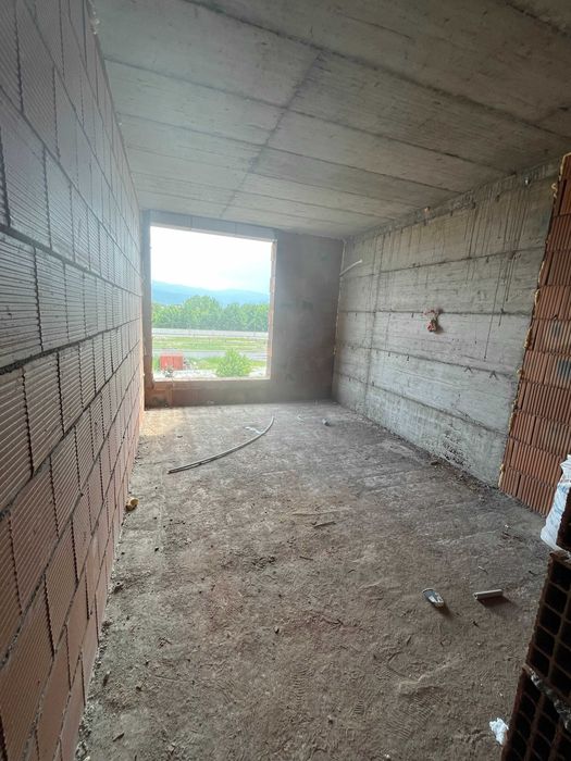 Продава се Тристаен апартамент в Пловдив, Остромила - 115 кв.м за 905 €/кв.м - Снимка #1