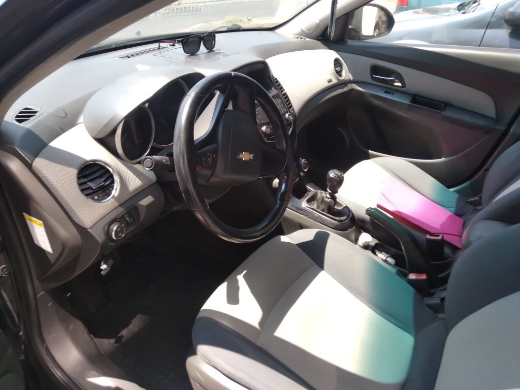 Chevrolet Cruze an 2010, motor 1.6 benzina, 155000 km
