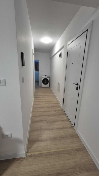 Închiriez apartament bloc nou