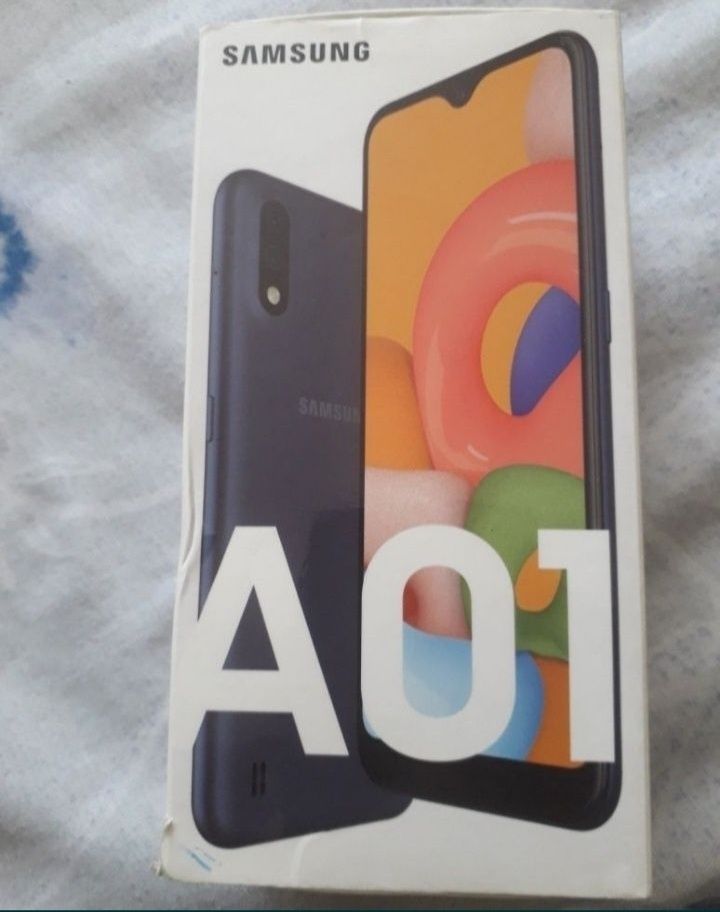 Продам galaxy A01 в хорошем состояний 16Gb