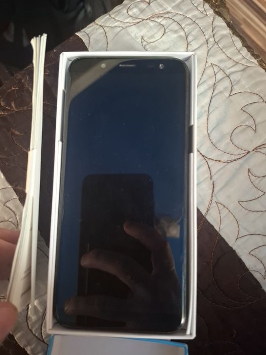 Samsung J6 в хор.состоянии