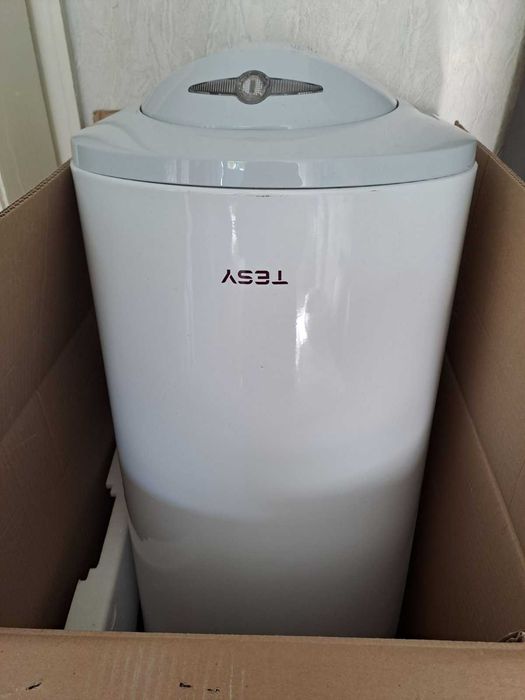 Бойлер Tesy-80l.вертикален .В гаранция  .Взимане от място