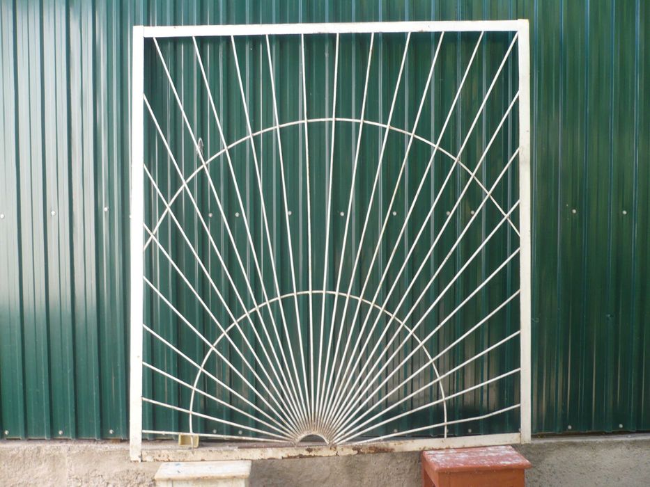 Решетки «Солнышко», изготовленные из советского металла