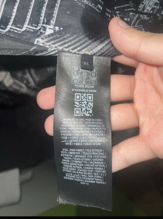 Geaca Guess