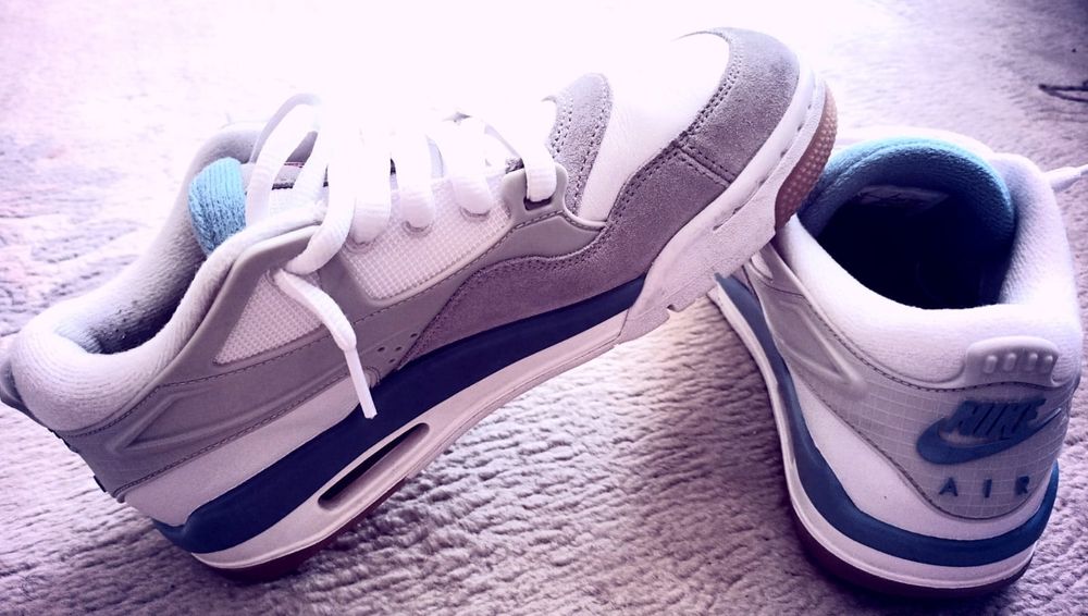 Nike Air Jordan 4 RM