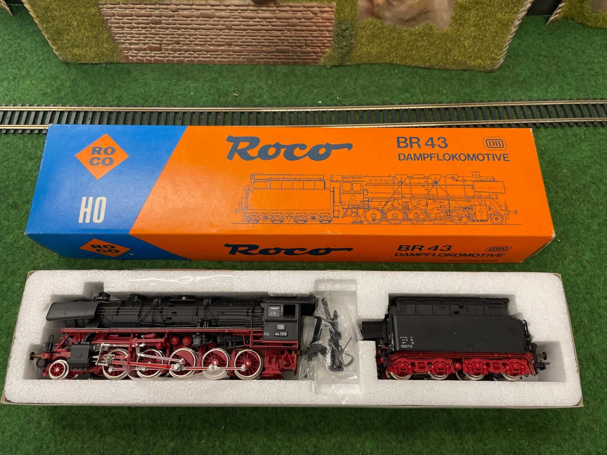 Локомотив парен Роко BR43/44 HO 1:87 влак ЖП модел отличен