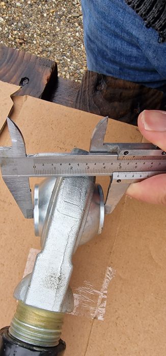 Tirant stabilizator central tractor catg 3 .620 mm închis deschide 240