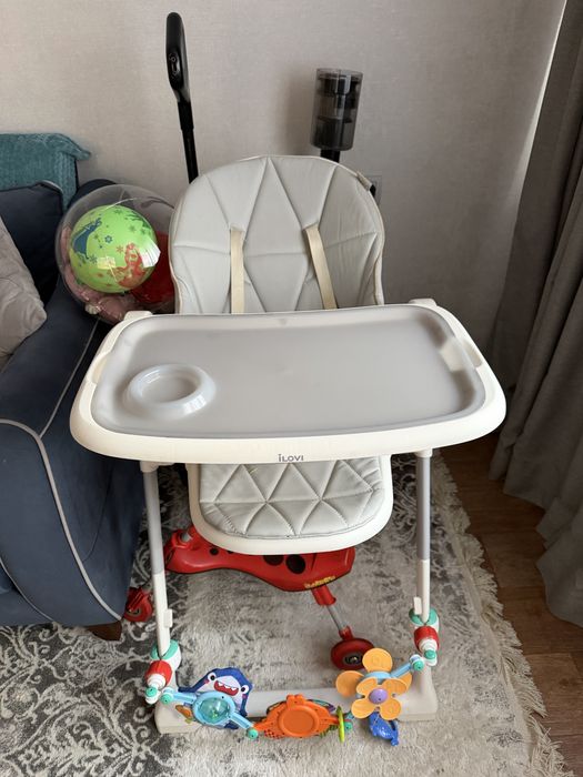 продам стульчик для кормления