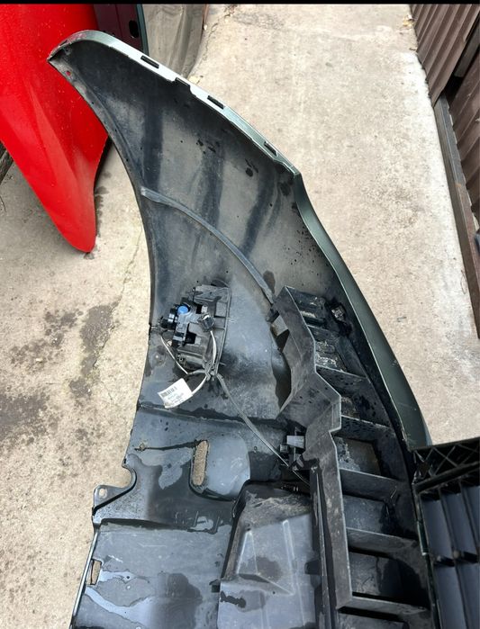 Vand bara fata Dacia Duster 2010/2013 completa