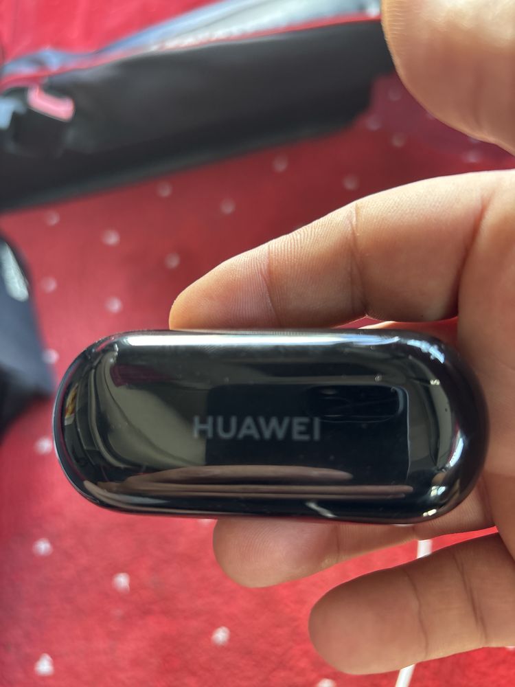 Безжични слушалки Huawei