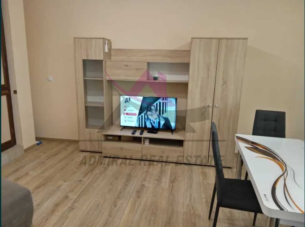 Дава се под наем Двустаен апартамент в Варна, Цветен квартал - 60 кв.м за 550 € - Снимка #1