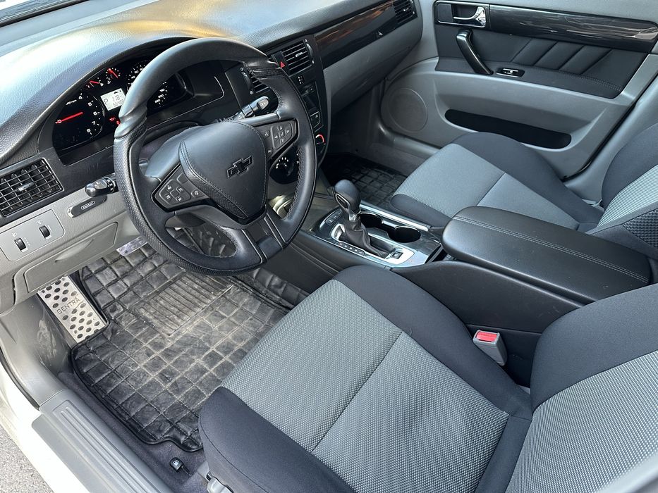 Gentra 2020 3-pozitsiya Full Avtomat karobka srochna sotiladi