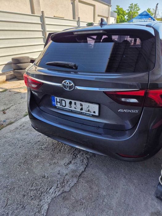 Proprietar vand Toyota Avensis Break 2016