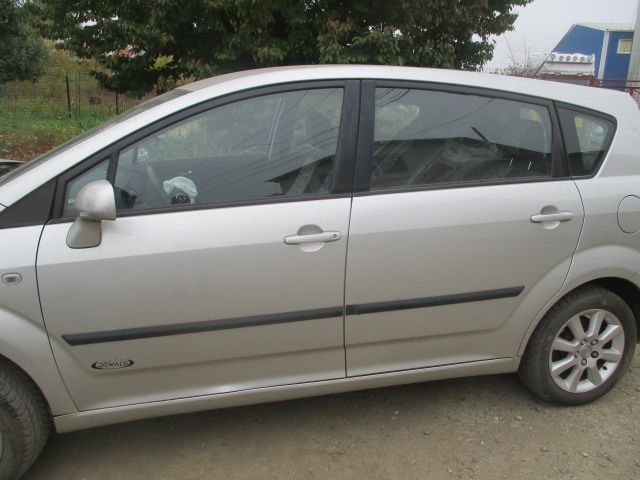 Portiera usa fata spate stanga dreapta Toyota Corolla Verso ORIGINALE