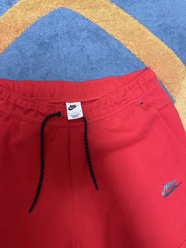 Долнище Nike Tech Fleece